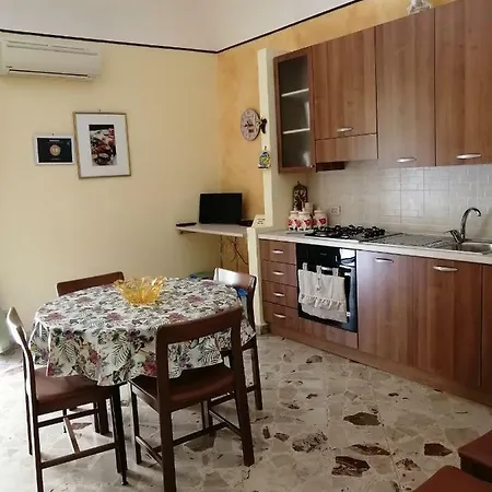 Titi E Toto House بيت للعطل تْشيفالو